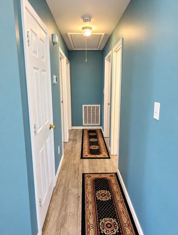 454 Cranklen Cir, Clarksville, TN 37042