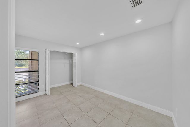 1030 Parkside Green Drive A, Greenacres, FL 33415
