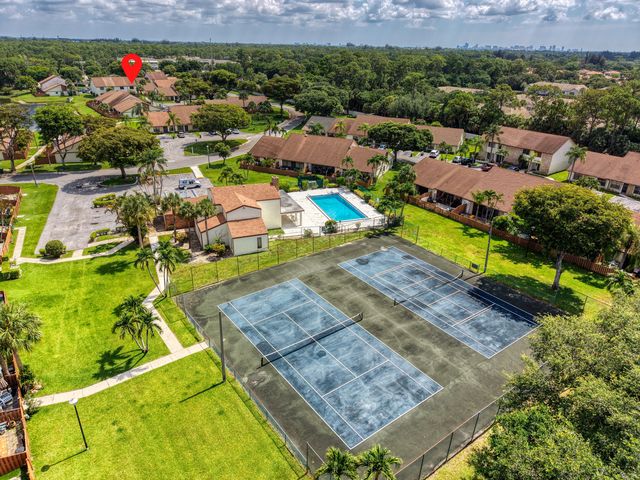 1030 Parkside Green Drive A, Greenacres, FL 33415
