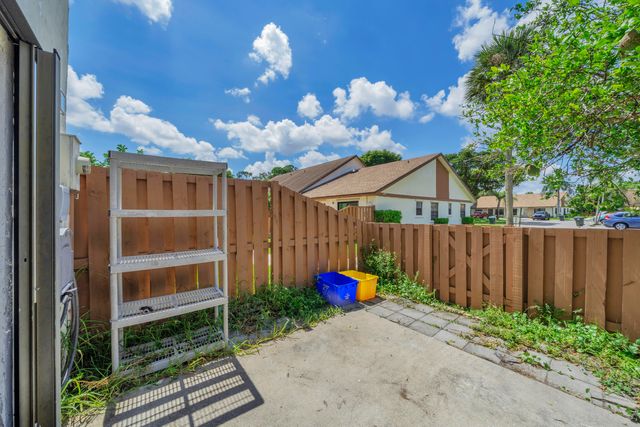 1030 Parkside Green Drive A, Greenacres, FL 33415