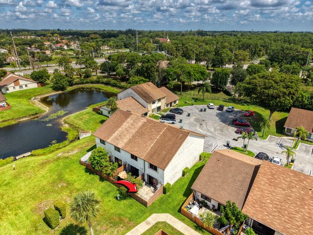 1030 Parkside Green Drive A, Greenacres, FL 33415
