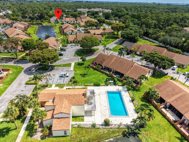 1030 Parkside Green Drive A, Greenacres, FL 33415
