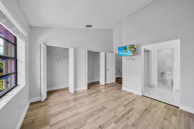 1030 Parkside Green Drive A, Greenacres, FL 33415