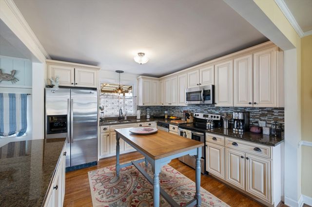 4202 Glynda Dr, Nashville, TN 37216