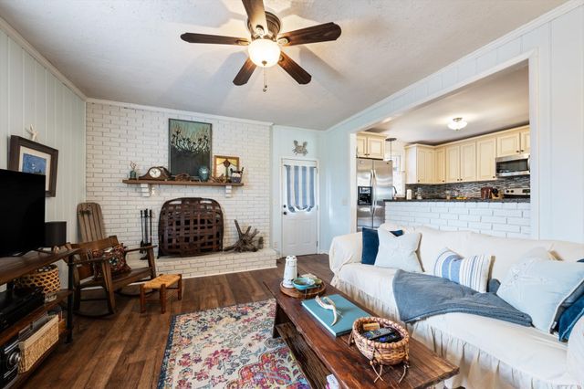 4202 Glynda Dr, Nashville, TN 37216