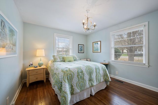 4202 Glynda Dr, Nashville, TN 37216