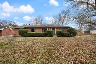 4202 Glynda Dr, Nashville, TN 37216