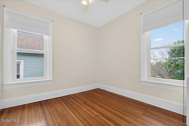 121 Maple Avenue, Troy, NY 12180