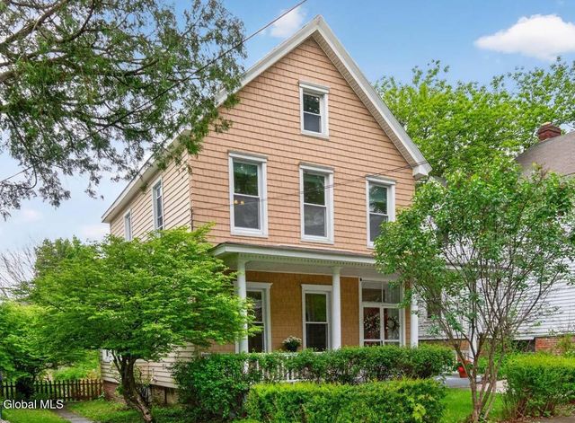 121 Maple Avenue, Troy, NY 12180