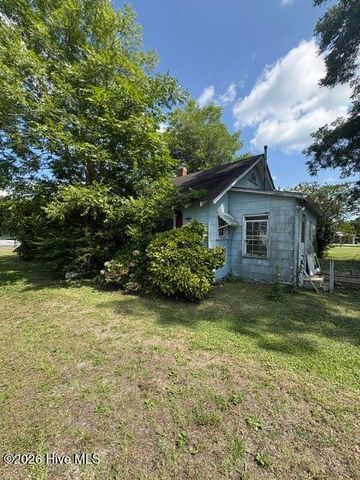 226 S Fifth Street, Aurora, NC 27806