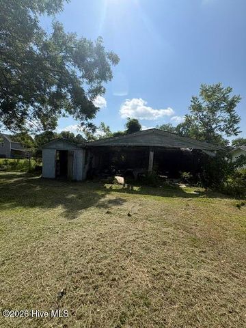 226 S Fifth Street, Aurora, NC 27806