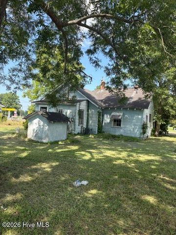 226 S Fifth Street, Aurora, NC 27806