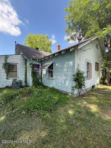 226 S Fifth Street, Aurora, NC 27806