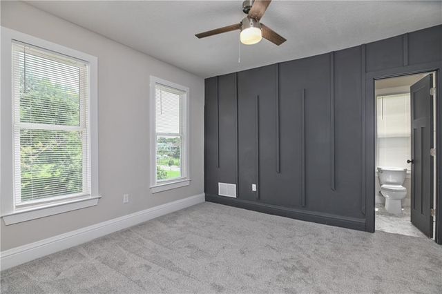 2736 Olive Street, Kansas City, MO 64109