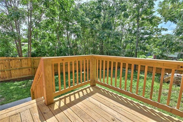 2736 Olive Street, Kansas City, MO 64109