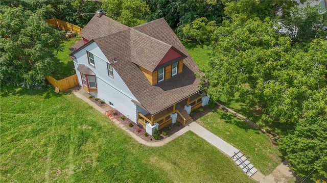 2736 Olive Street, Kansas City, MO 64109