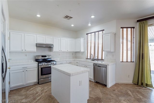 10304 George Hart Court, Las Vegas, NV 89129