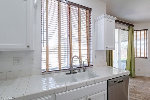 10304 George Hart Court, Las Vegas, NV 89129