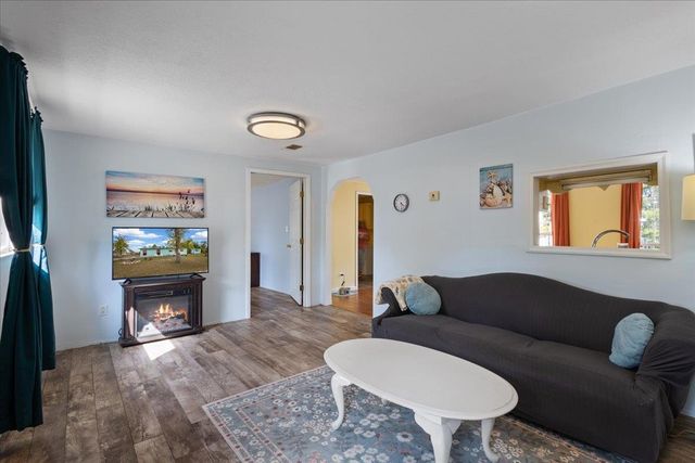 2956 SEA OAKS Loop, Perry, FL 32348