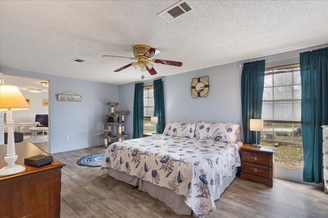 2956 SEA OAKS Loop, Perry, FL 32348