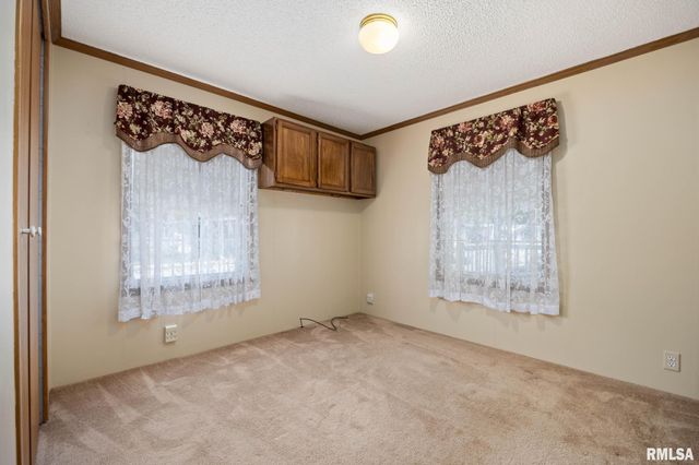 110 ASPEN Drive, Morton, IL 61550