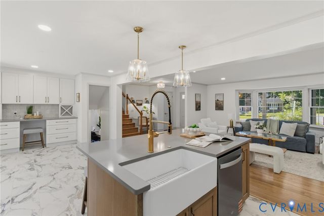 9707 Goodward Ct, North Chesterfield, VA 23236