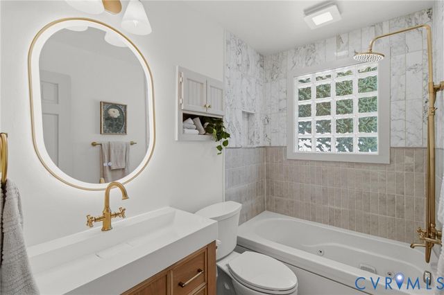 9707 Goodward Ct, North Chesterfield, VA 23236