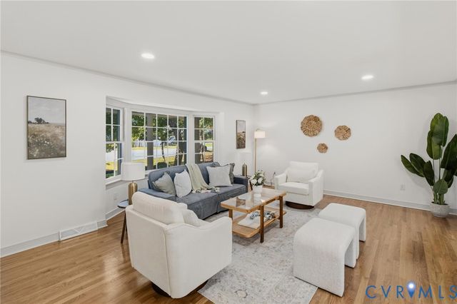 9707 Goodward Ct, North Chesterfield, VA 23236