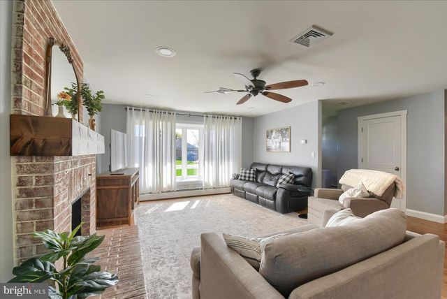 1838 RIDGEVIEW DRIVE, Carlisle, PA 17013