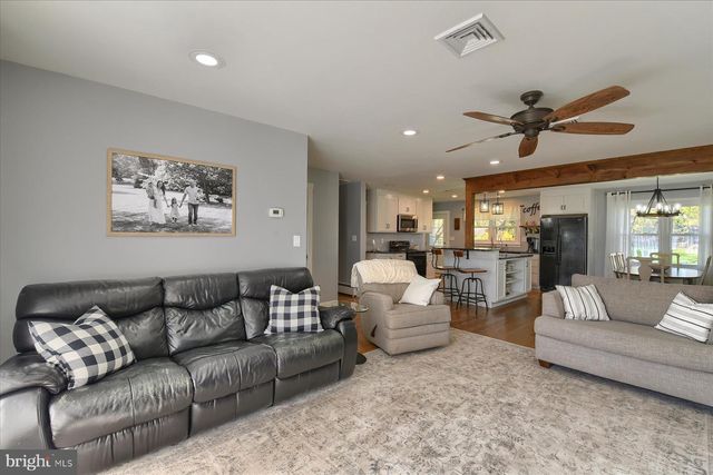 1838 RIDGEVIEW DRIVE, Carlisle, PA 17013