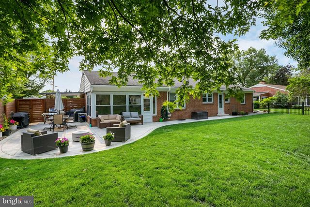 1838 RIDGEVIEW DRIVE, Carlisle, PA 17013