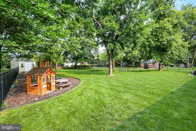1838 RIDGEVIEW DRIVE, Carlisle, PA 17013
