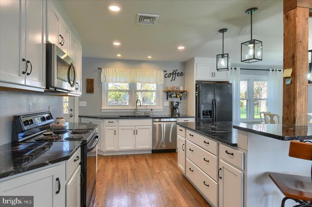 1838 RIDGEVIEW DRIVE, Carlisle, PA 17013