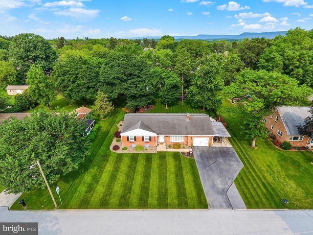 1838 RIDGEVIEW DRIVE, Carlisle, PA 17013
