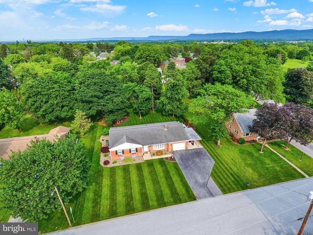 1838 RIDGEVIEW DRIVE, Carlisle, PA 17013