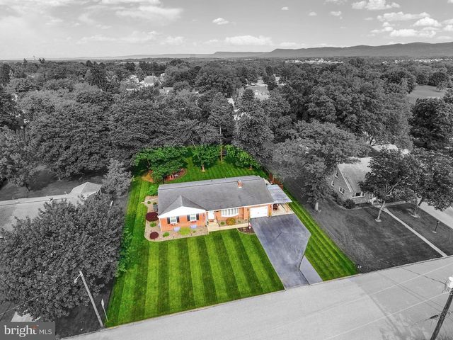 1838 RIDGEVIEW DRIVE, Carlisle, PA 17013