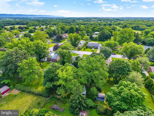 1838 RIDGEVIEW DRIVE, Carlisle, PA 17013