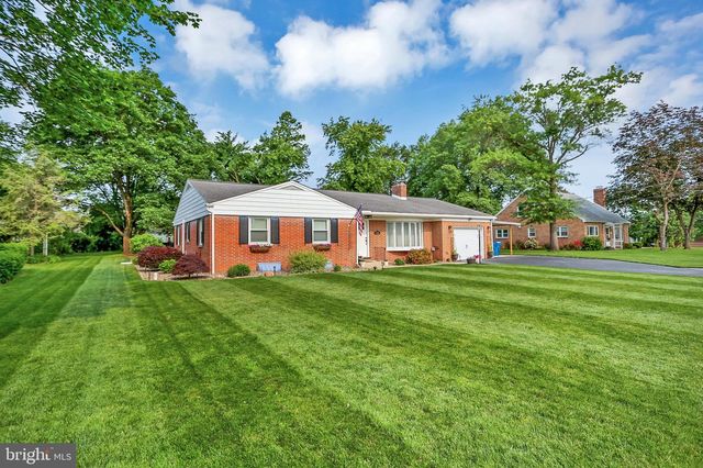 1838 RIDGEVIEW DRIVE, Carlisle, PA 17013