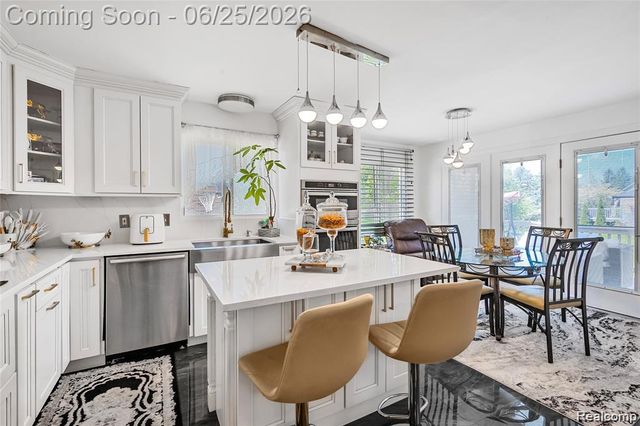 45400 William Court, Canton Charter Township, MI 48188