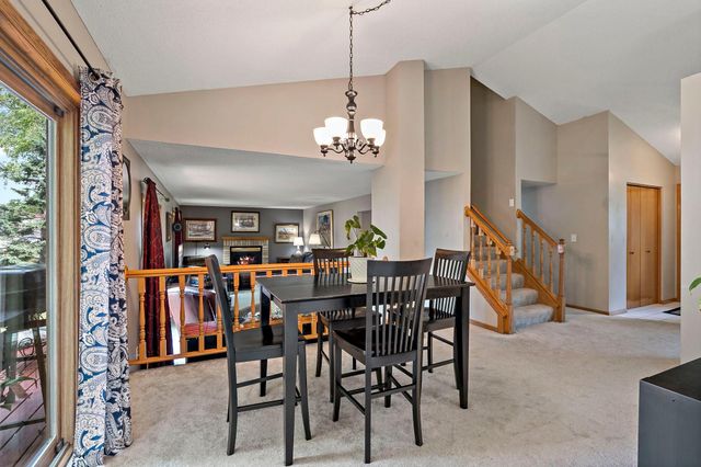 9662 84th Street Bay S, Cottage Grove, MN 55016