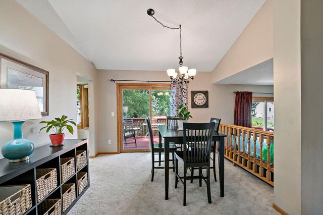 9662 84th Street Bay S, Cottage Grove, MN 55016