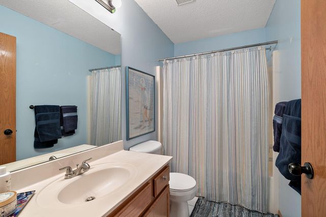 9662 84th Street Bay S, Cottage Grove, MN 55016