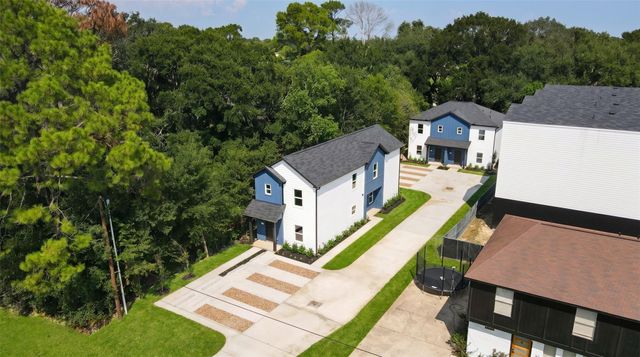 9441 Radio Road B, Houston, TX 77075