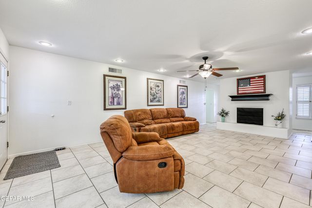 1791 BILLY CASPER Drive, El Paso, TX 79936
