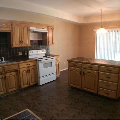 316 Lochridge Drive, Azle, TX 76020