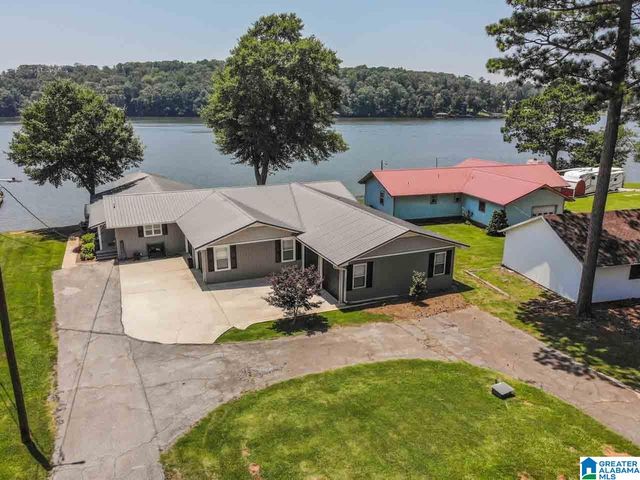 40 CAMELOT LANE, Talladega, AL 35160