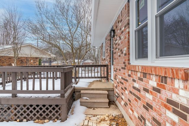 723 Hawthorne St, Hopkinsville, KY 42240