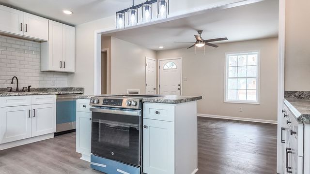 723 Hawthorne St, Hopkinsville, KY 42240