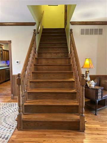 110 Huntington Circle, Pittsburg, KS 66762