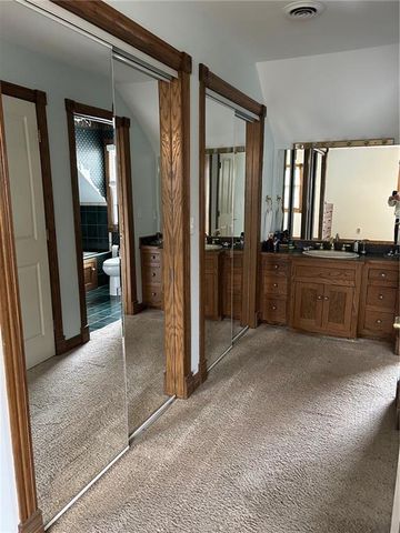 110 Huntington Circle, Pittsburg, KS 66762